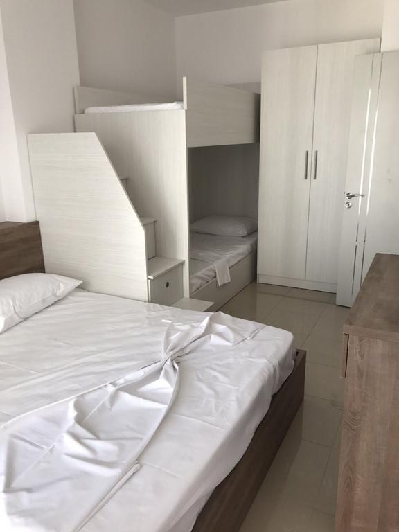Viktoria'S Apartments Shengjin Luaran gambar