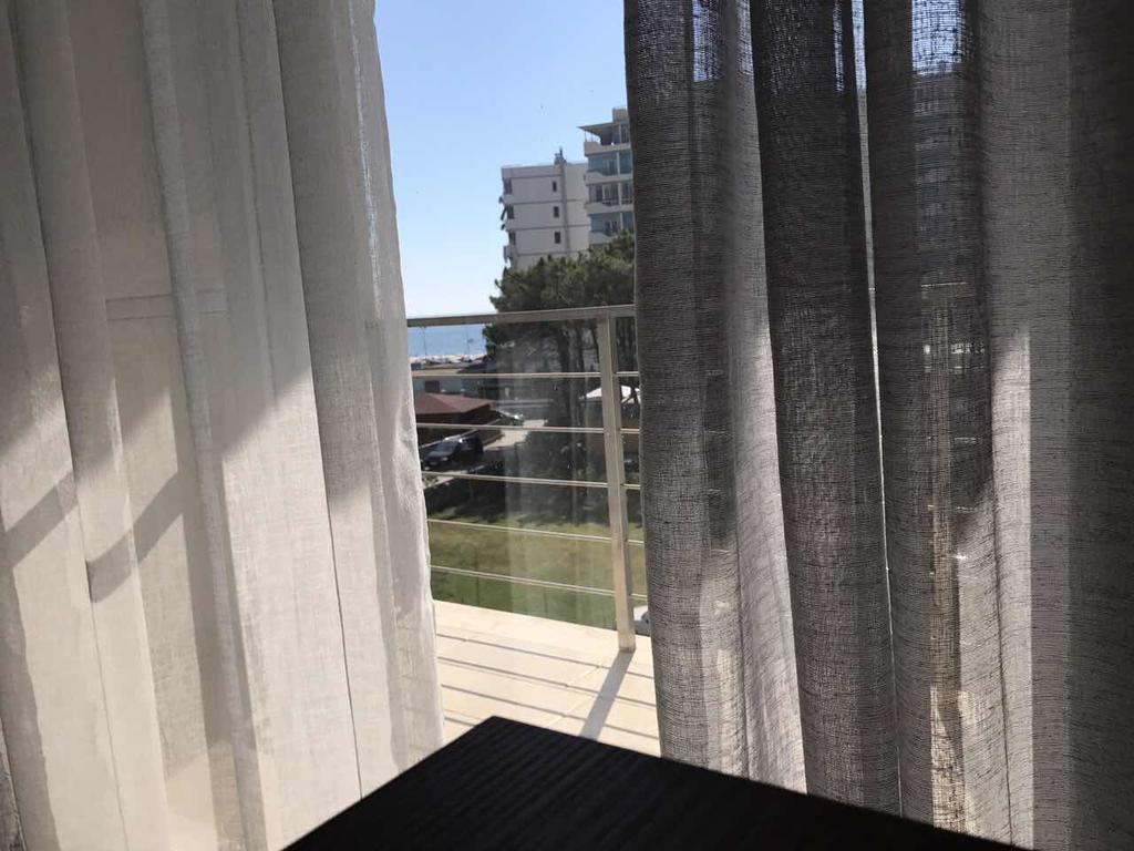 Viktoria'S Apartments Shengjin Luaran gambar