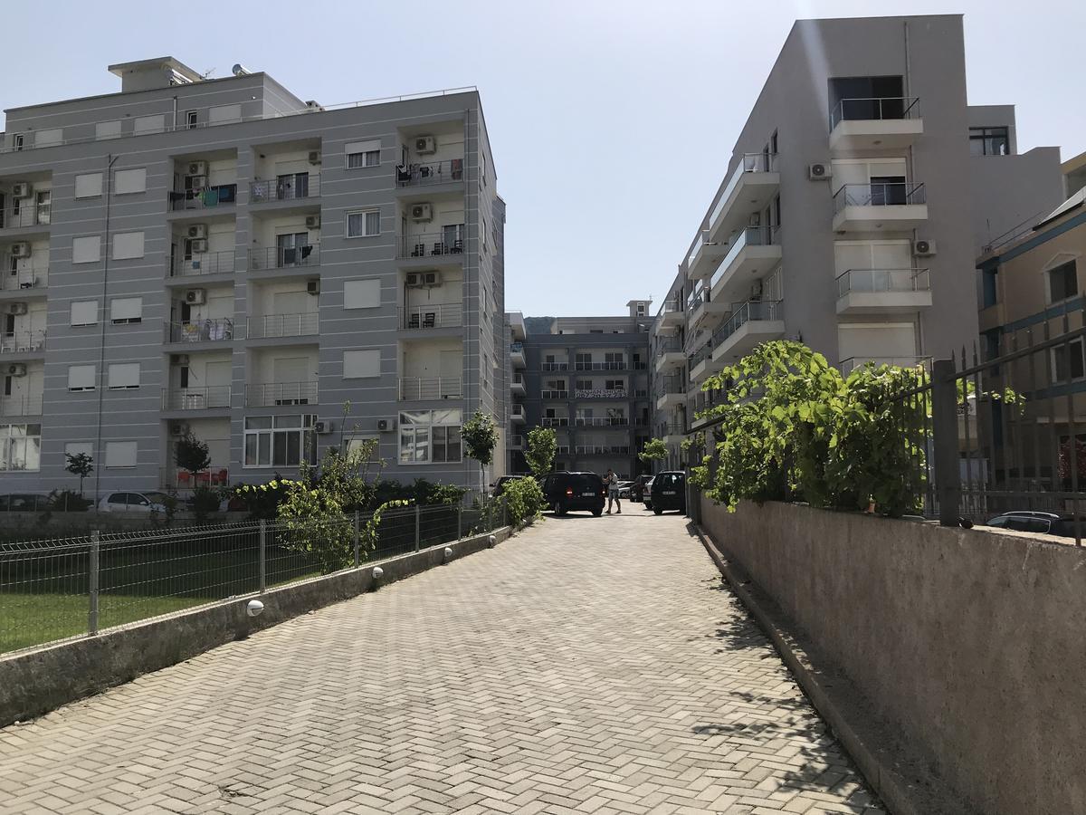 Viktoria'S Apartments Shengjin Luaran gambar